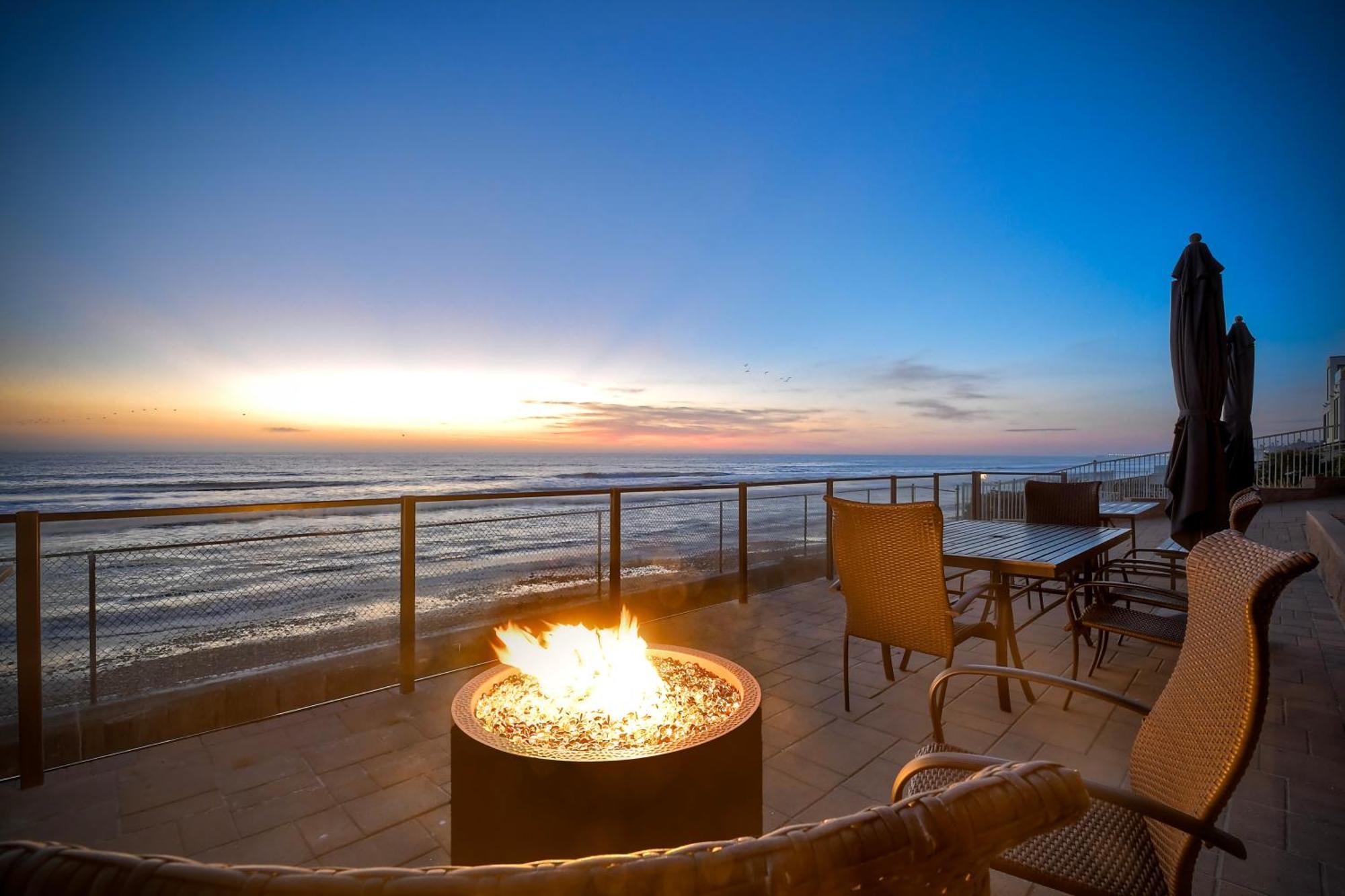 Oceanfront Getaway Ocean Views Fire Pit Bbq Beach Access Daire Carlsbad Dış mekan fotoğraf